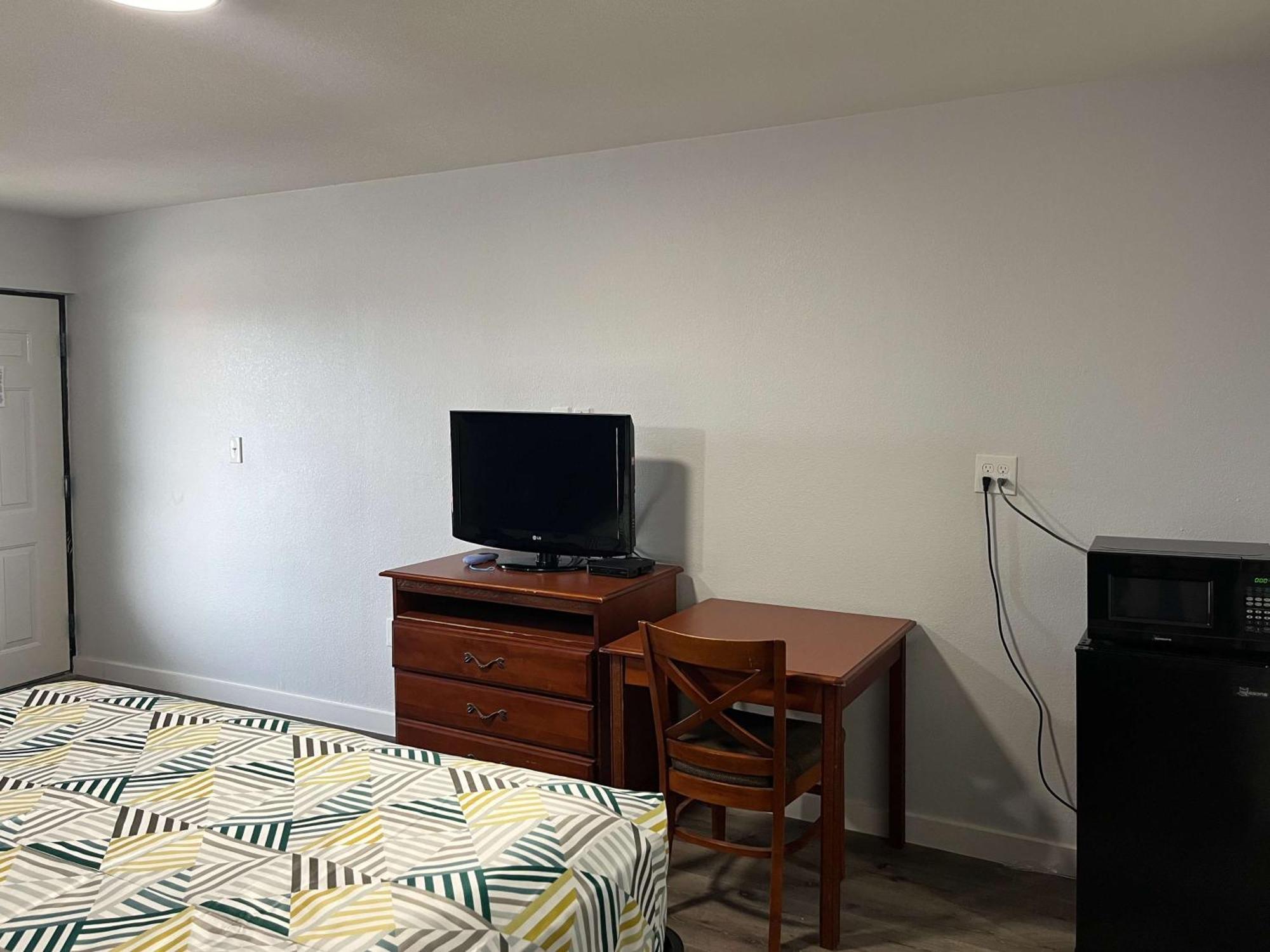 Motel 6 Greenwood, Ms Екстериор снимка